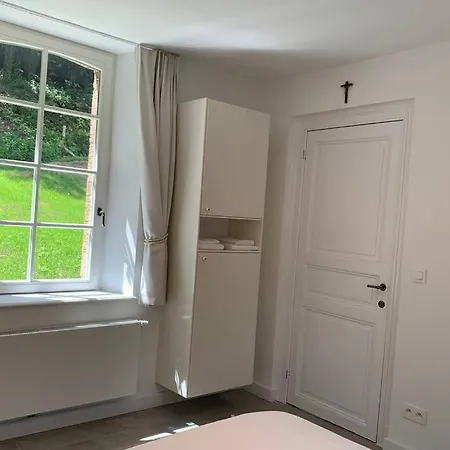 Abbaye Notre-dame Du Vivier - Le Bief Du Vivier Намюр