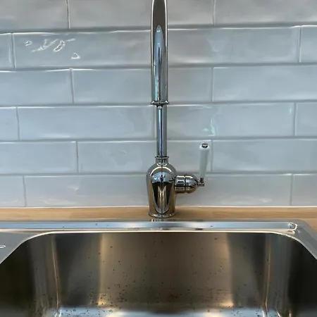 Abbaye Notre-dame Du Vivier - Le Bief Du Vivier * Namur