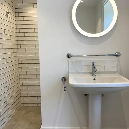 Abbaye Notre-dame Du Vivier - Le Bief Du Vivier *